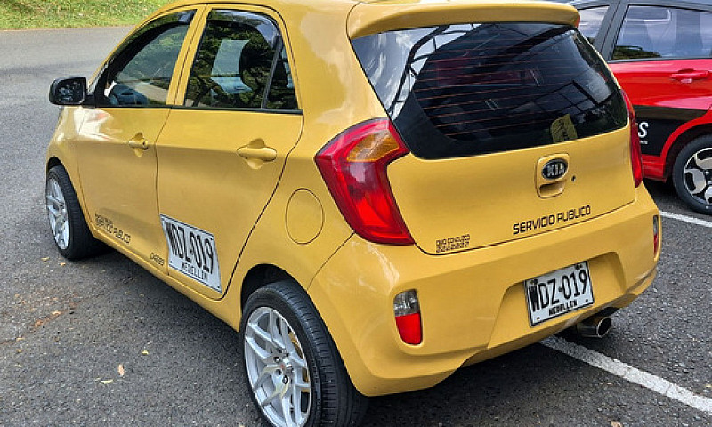 Kia Picanto 1.3 Io E...