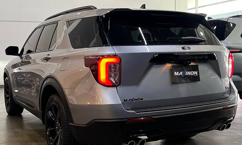 Ford Explorer St...