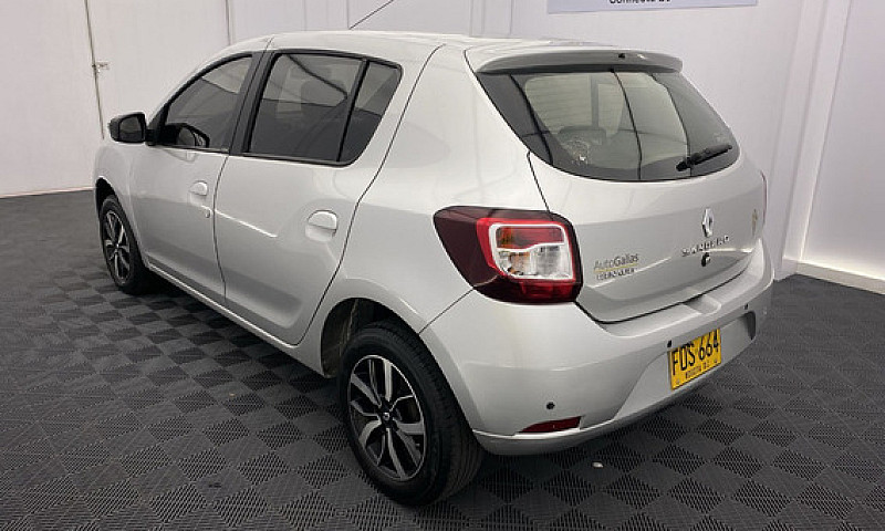 Renault Sandero 1.6 ...