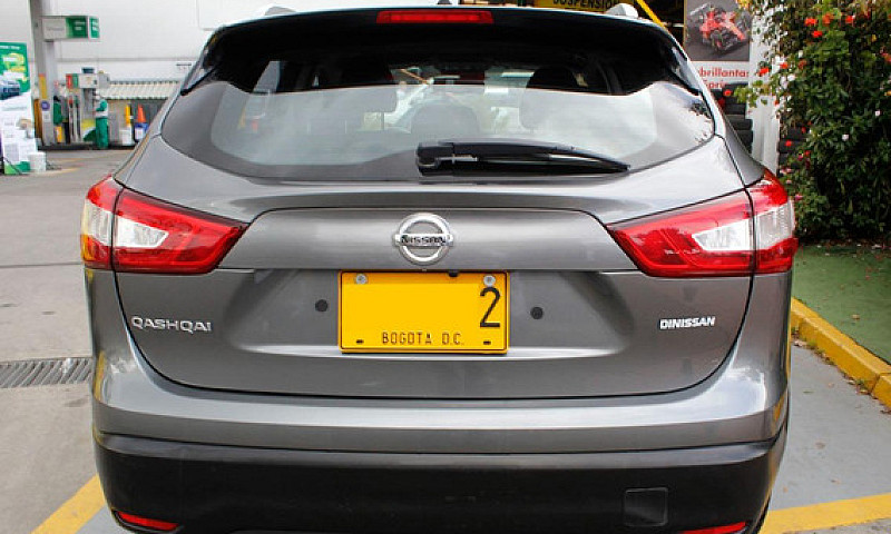 Nissan Qashqai 2.0 E...