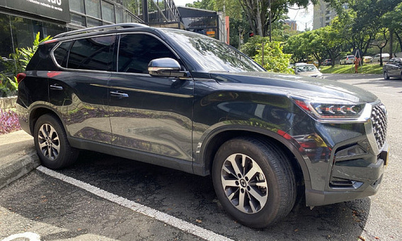 Ssangyong Rexton 2.2...