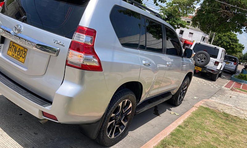 Toyota Prado 3.0 Tx-...