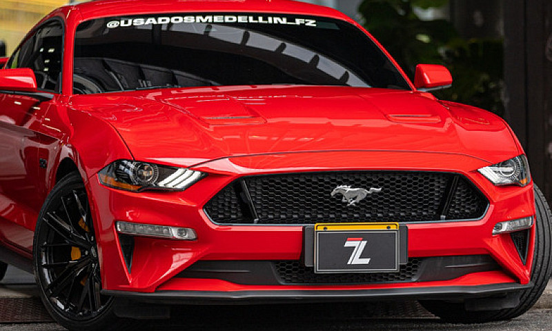 Ford Mustang Gt 5.0...
