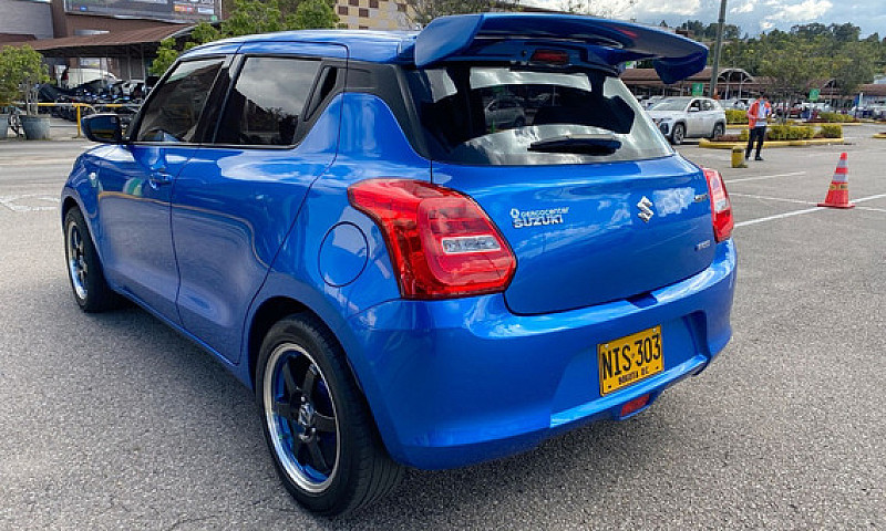 Suzuki Swift 1.2 Hyb...