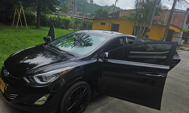 Hyundai Elantra 1.8 ...
