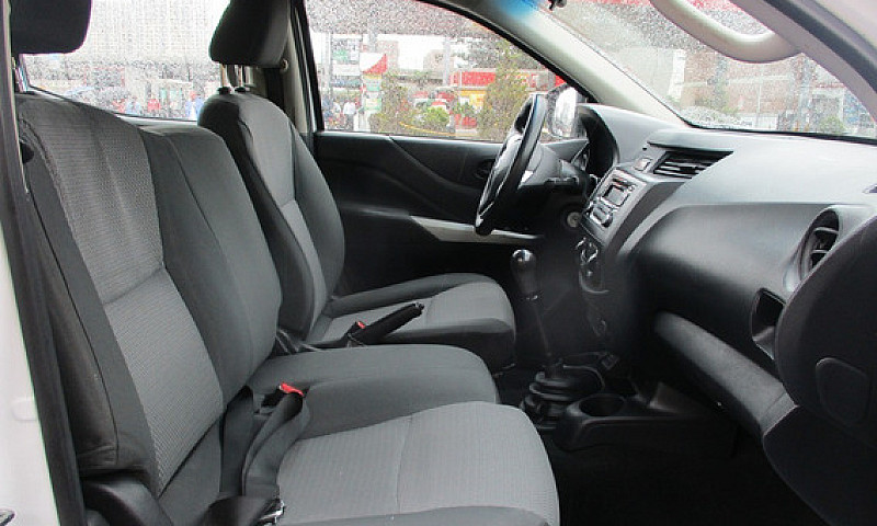 Nissan Np300 Frontie...