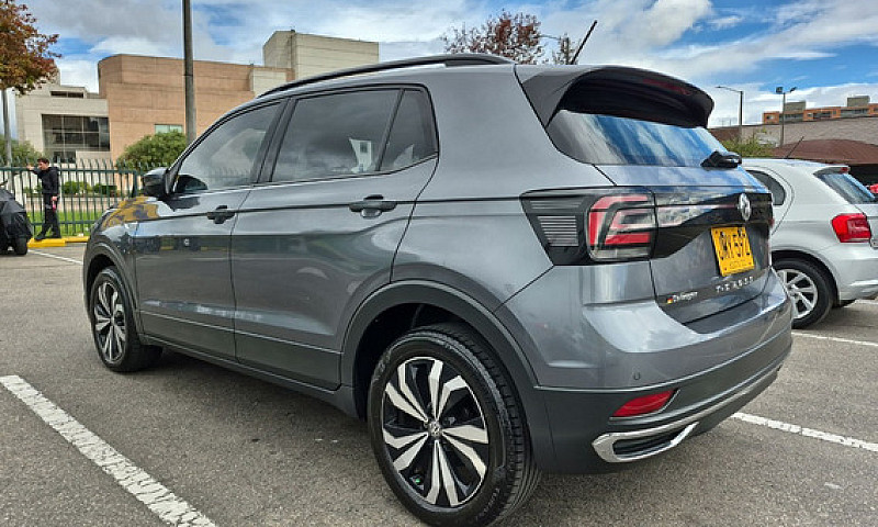 Volkswagen T-Cross 1...