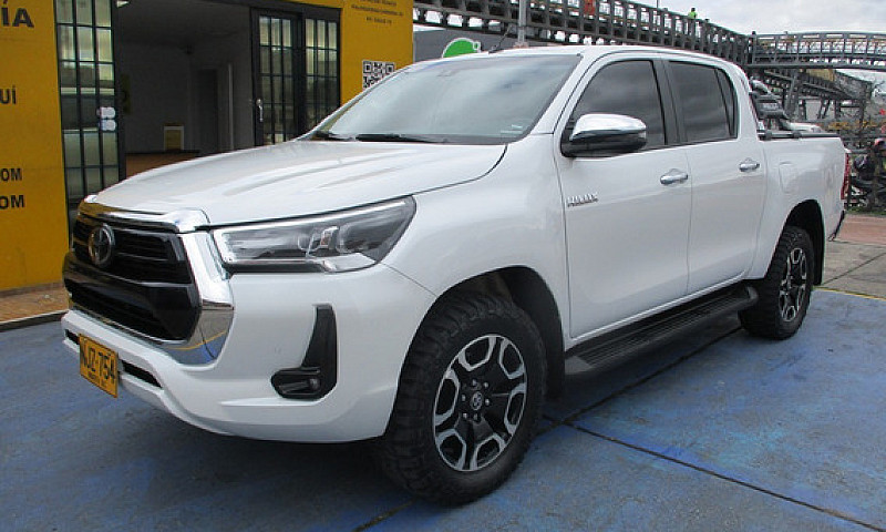 Toyota Hilux Srx 4X4...