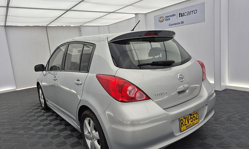 Nissan Tiida Hb 1.8 ...