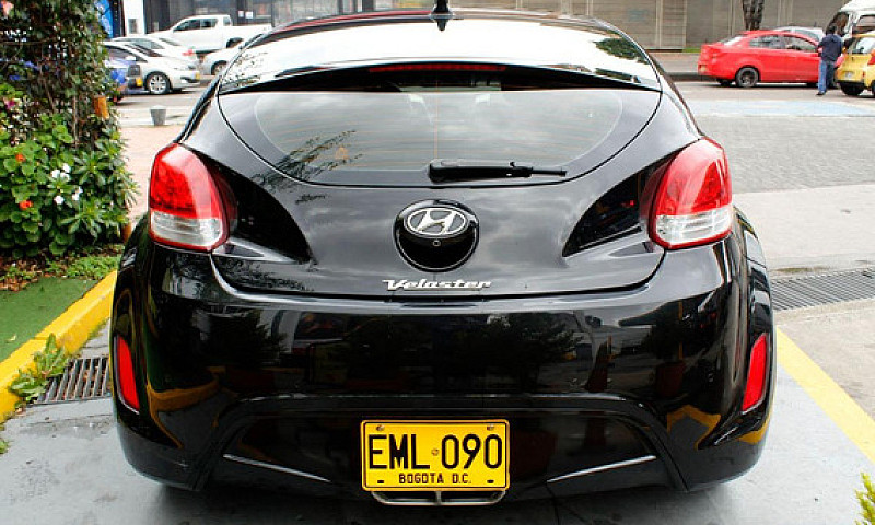Hyundai Veloster 1.6...