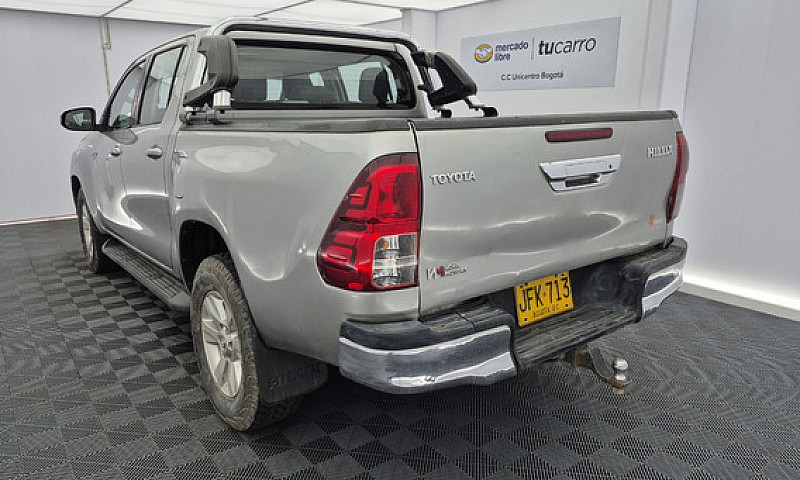 Toyota Hilux 2.4 Mt ...
