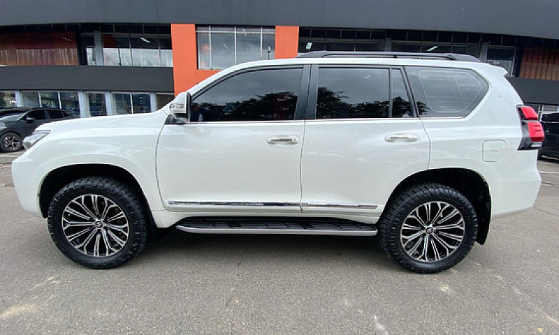 Toyota Prado 3.0 Vx...