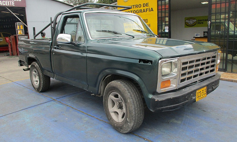 Ford F-150 5.0 Xlt...