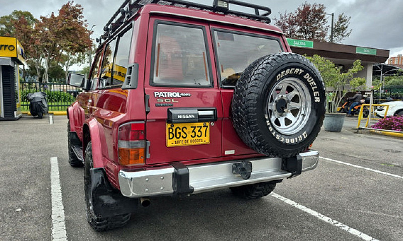 Nissan Patrol 4.2 Y6...