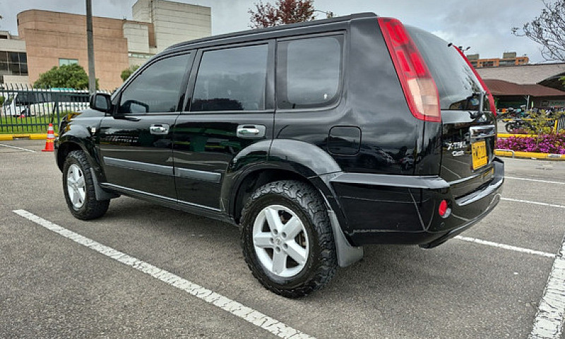 Nissan X-Trail 2.5 X...
