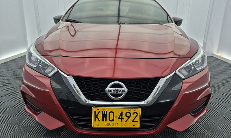 Nissan Versa 1.6 Sen...