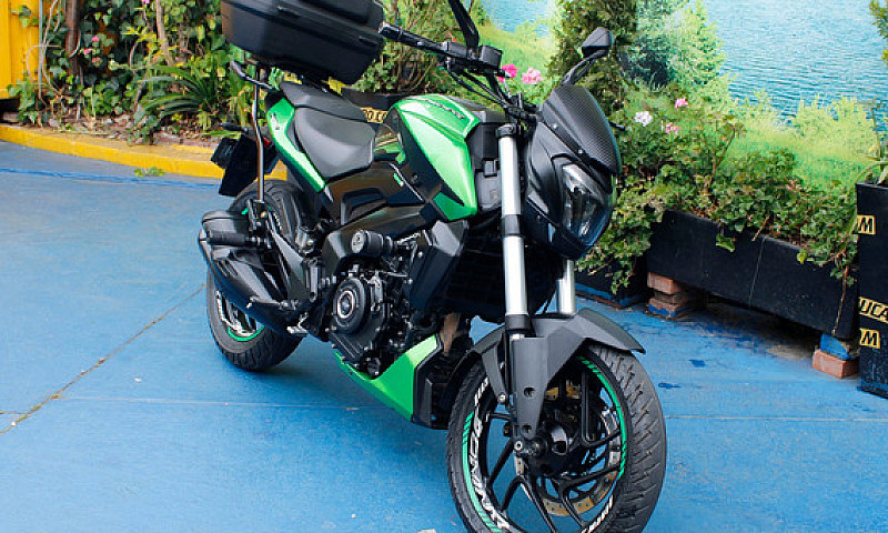 Bajaj Dominar 250 20...