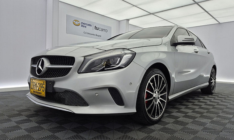 Mercedes-Benz Clase ...