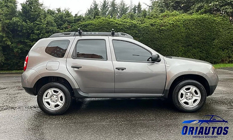 Renault Duster Expre...