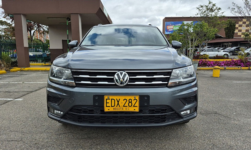 Volkswagen Tiguan Al...