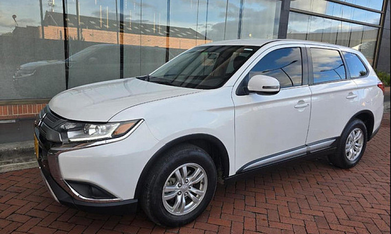Mitsubishi Outlander...