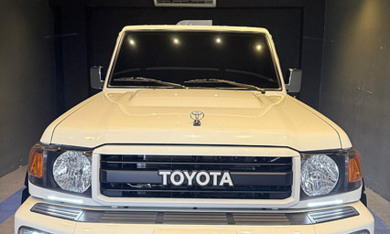 Land Cruiser 71 Lx...
