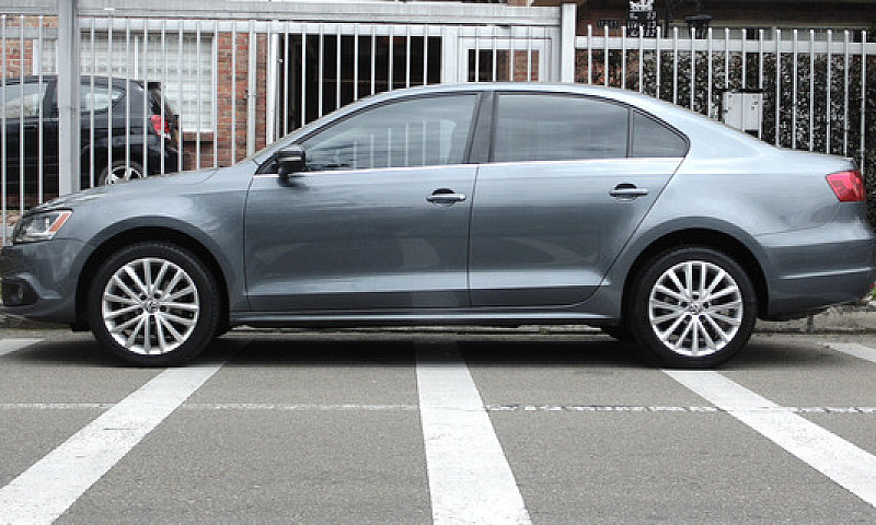 Volkswagen Jetta 2.5...