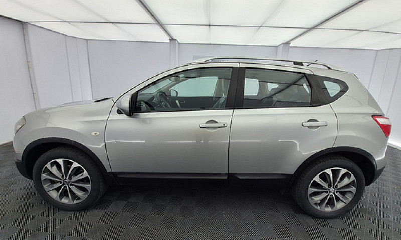 Nissan Qashqai 2.0 4...