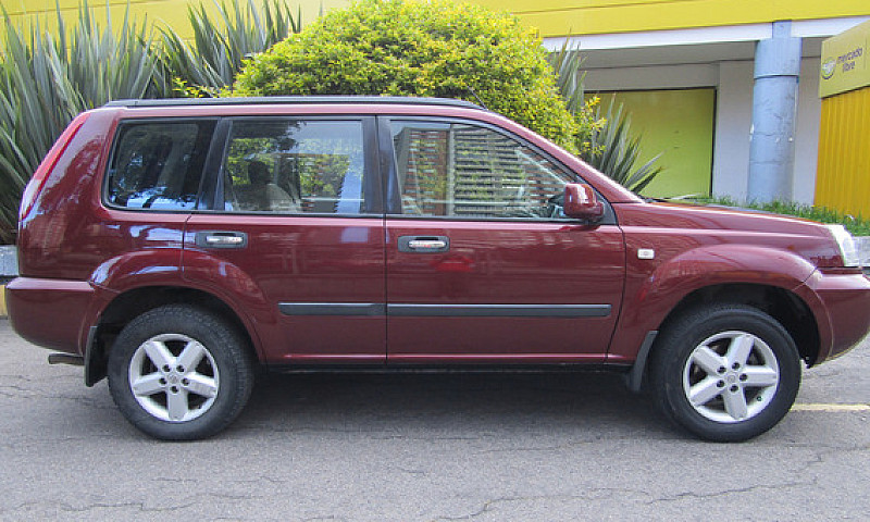 Nissan X-Trail 2.5 X...