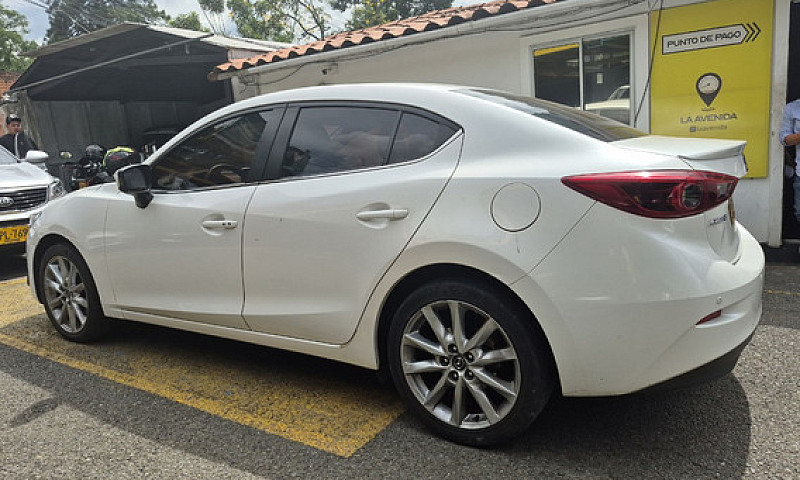 Mazda 3 2.0 Grand To...