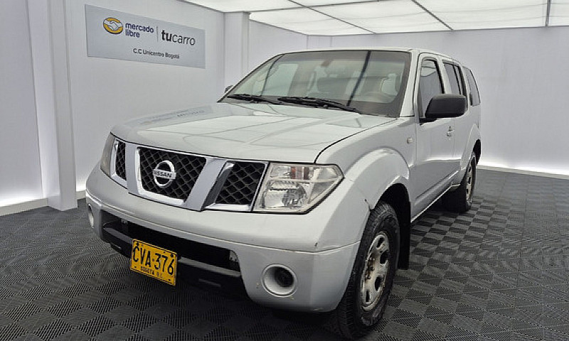 Nissan Pathfinder 4....