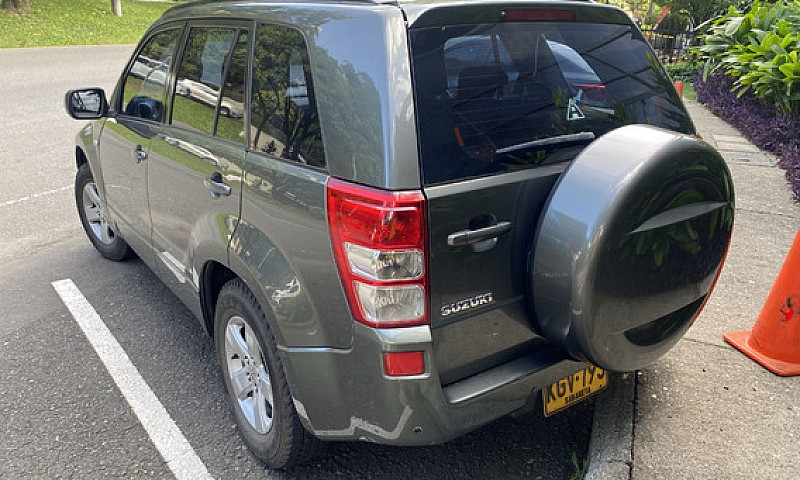 Suzuki Grand Vitara ...