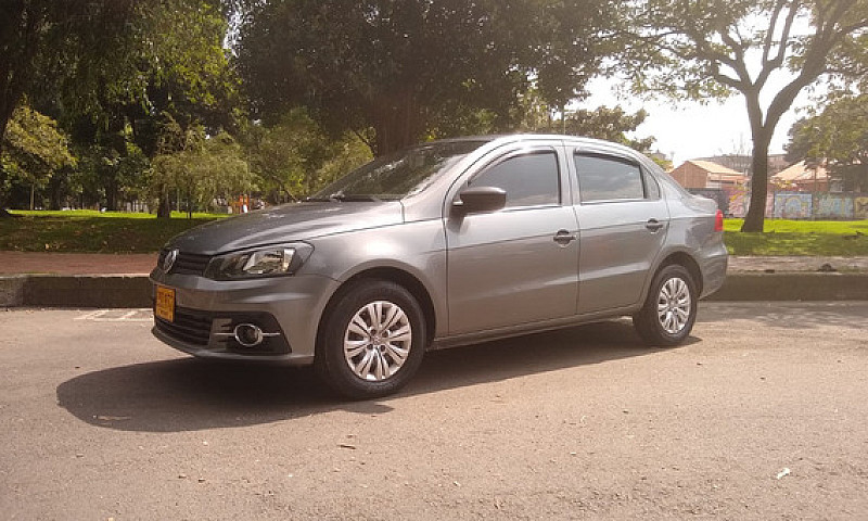 Volkswagen Voyage 1....