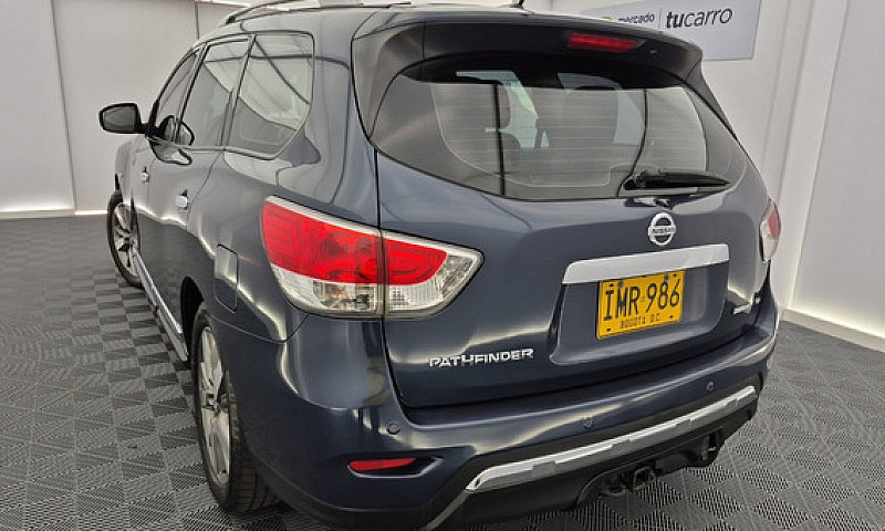 Nissan Pathfinder 3....