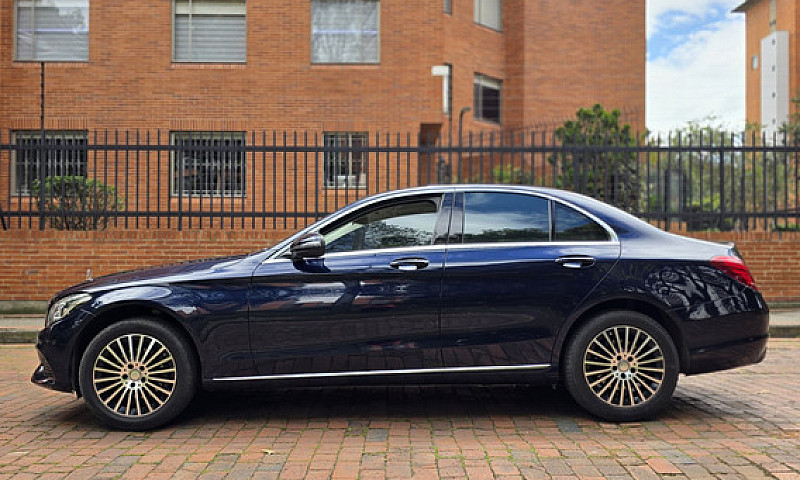 Mercedes-Benz Clase ...