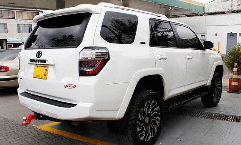Toyota 4Runner 4.0 S...