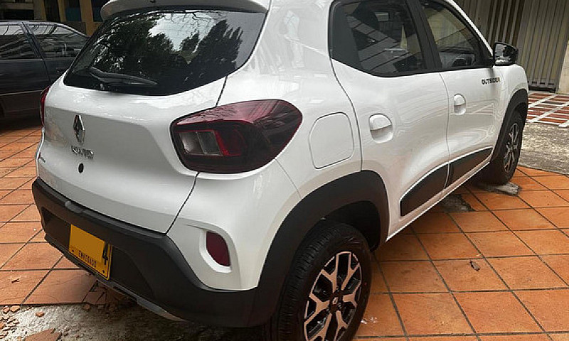 Renault Kwid 1.0 Out...