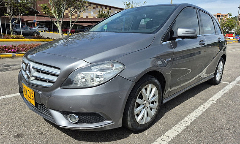 Mercedes-Benz Clase ...