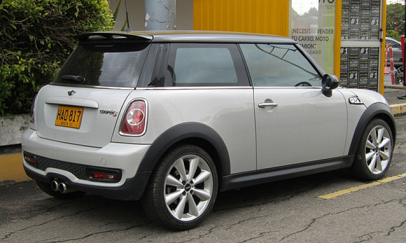 Mini Cooper S R56 1....