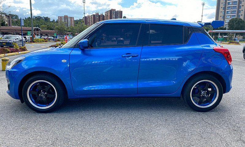 Suzuki Swift 1.2 Hyb...