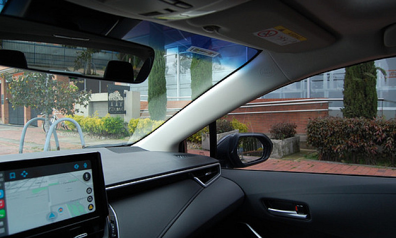 Toyota Corolla 1.8 H...