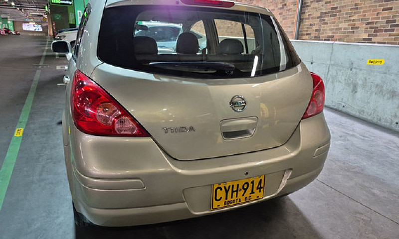 Nissan Tiida Hb 1.8 ...