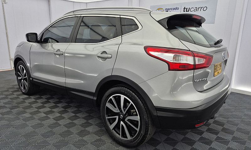 Nissan Qashqai 2.0 E...
