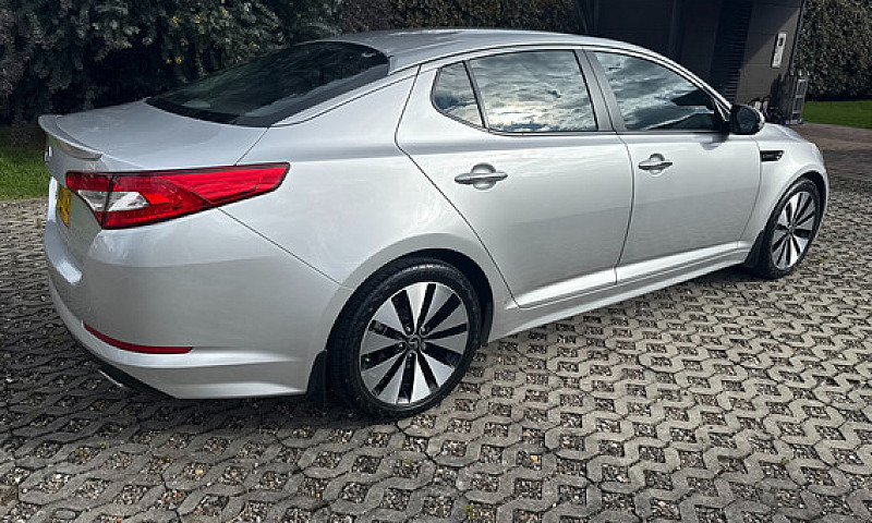Kia Optima 2.4...