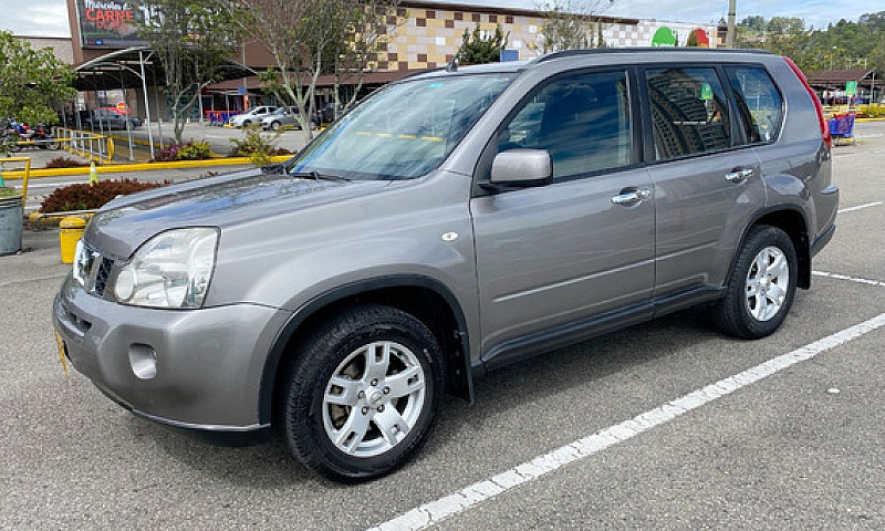 Nissan X Trail I 2.5...