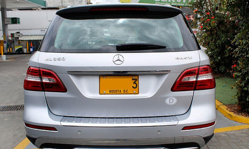 Mercedes-Benz Clase ...