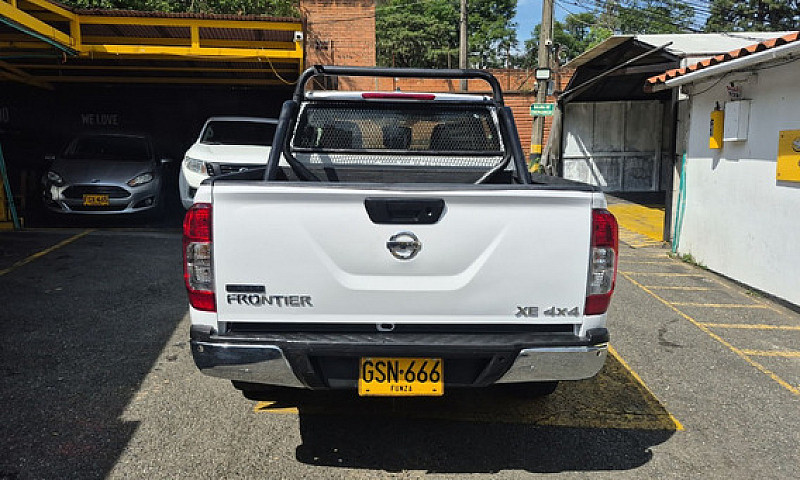 Nissan Np300 Frontie...