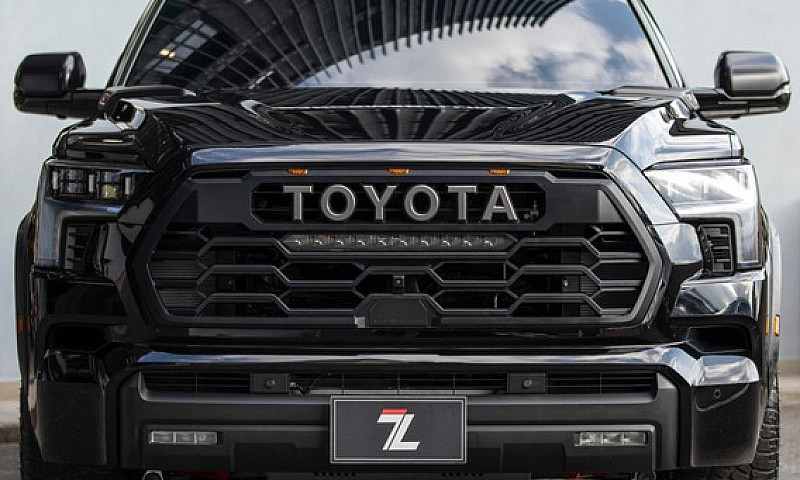 Toyota Sequoia Trd P...