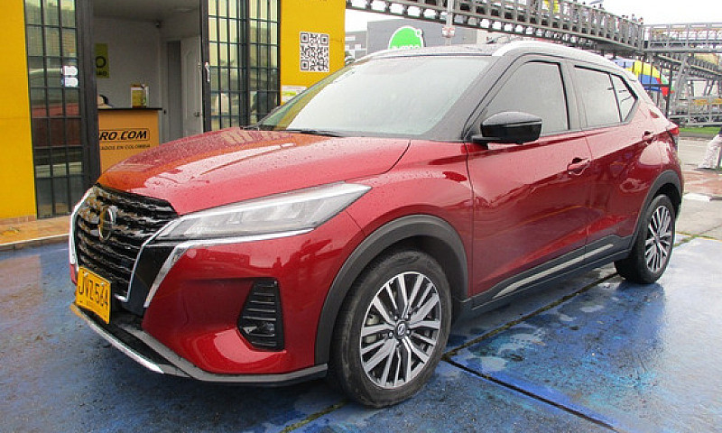 Nissan Kicks Exclusi...