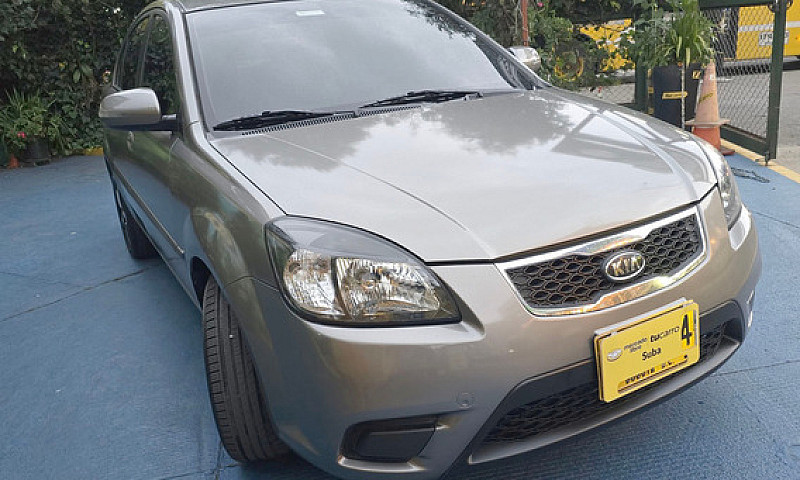 Kia Rio Xcite 2011...